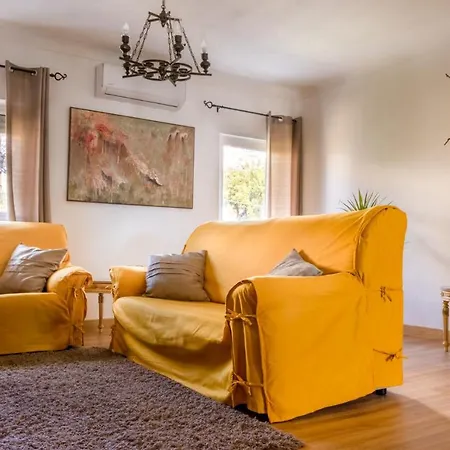 Fonte Da Rosa Apt2 *