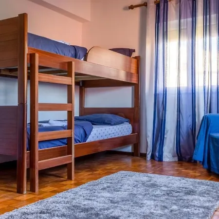 Fonte Da Rosa Apt2 Daire