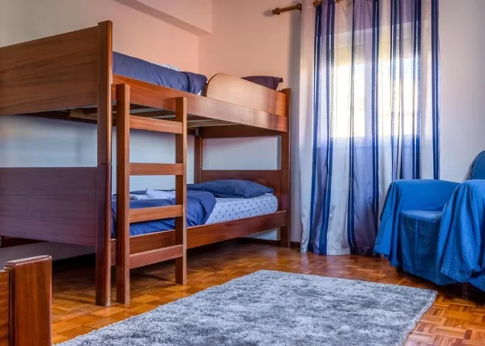 Fonte Da Rosa Apt2 アパート